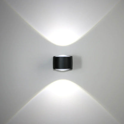 Skorter | AquaShield - Waterproof Aluminum garden lamp