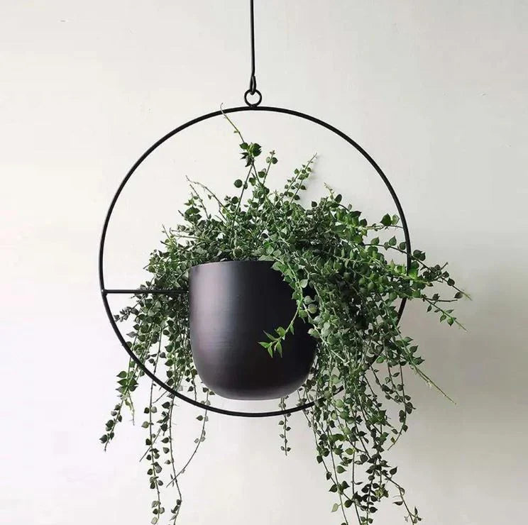 Skorter | Elegant plant holder for indoors and outdoors