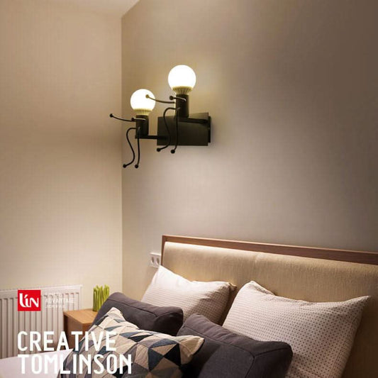 Skorter | Metal Master - Robot Wall Lamp of Wrought Iron