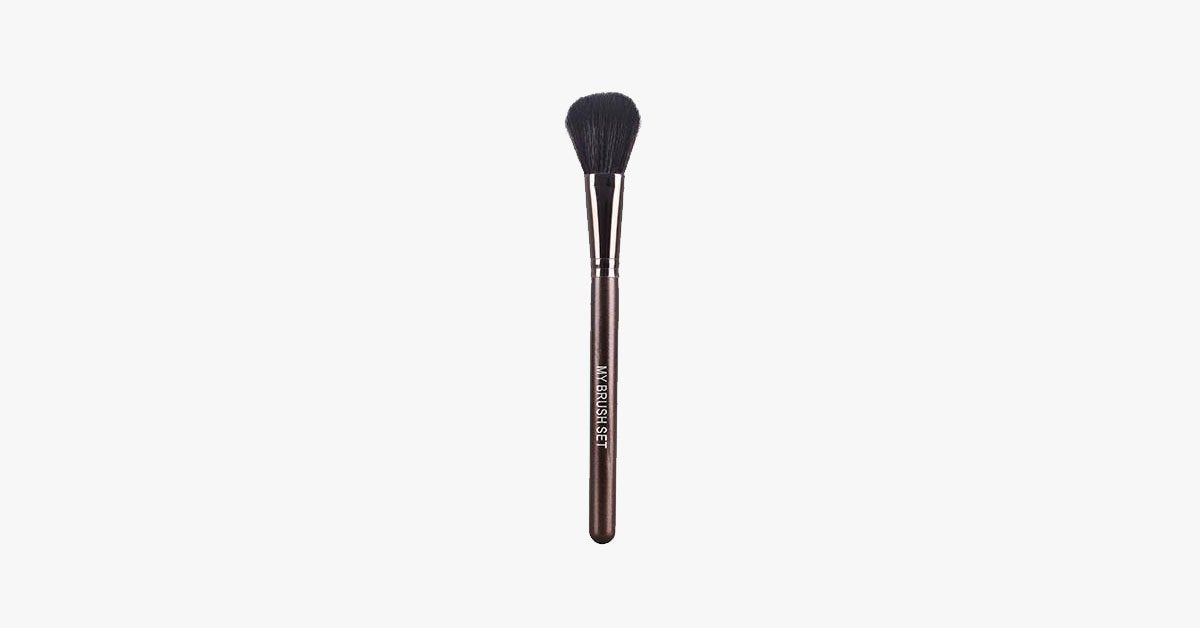 Skorter | Blush Brush – Because rosy cheeks never go out of style