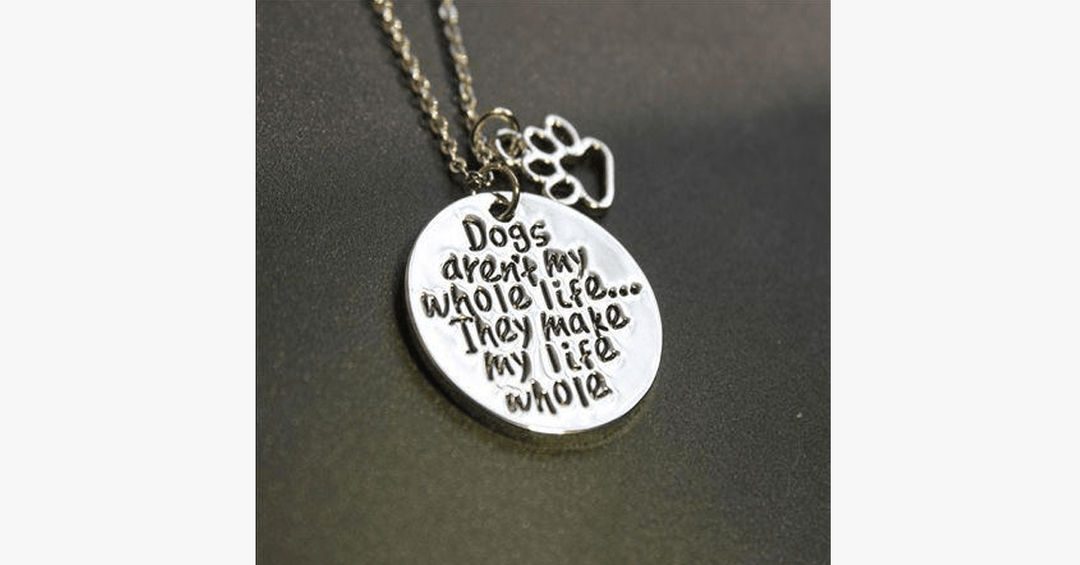 Skorter | Dogs make my life complete Necklace