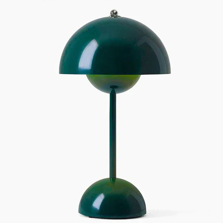 Skorter | Luxurious contemporary Nordic table lamp