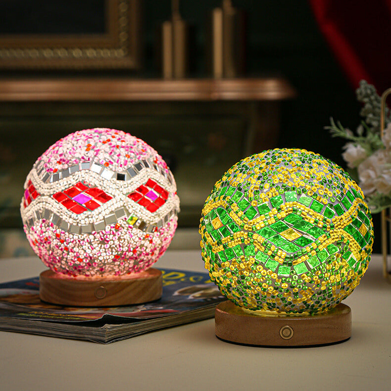 Skorter | BohoGlow – Modern Bohemian Table Lamp with USB Charging