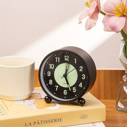 Skorter | EleganceMetal - Chic Metal Alarm Clock with Soft Night Light