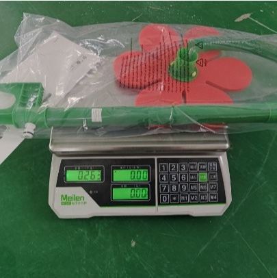 Skorter | Dancing Daisy Sprinkler – Fun Lawn Sprinkler for Garden and Pets