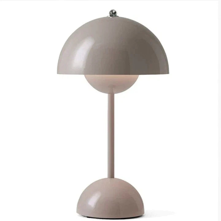 Skorter | Luxurious contemporary Nordic table lamp