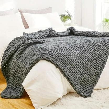 Skorter | CozyCloud - Luxurious Snuggle Blanket