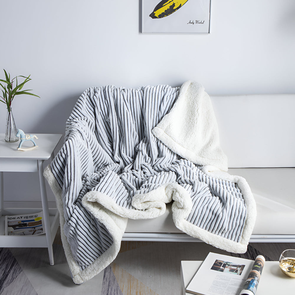 Skorter | Fluffy Stripes Sherpa Blanket
