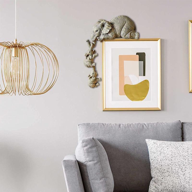 Skorter | Elephant sitter hand-painted figures