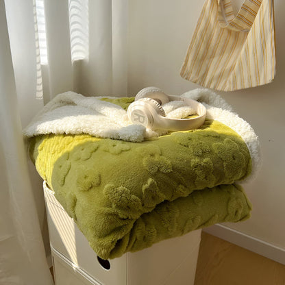 Skorter | Cloud Flower Snuggle Blanket