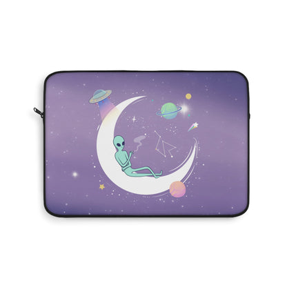 Skorter | Alien Print Laptop Sleeve