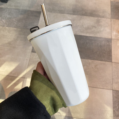 Skorter | Cup with collapsible straw