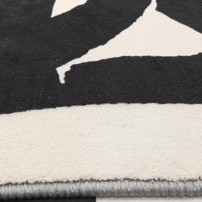 Skorter | Black and White Abstract Carpet Polyester Scandinavian Rug Pet Friendly Washable Area Rug for Living Room