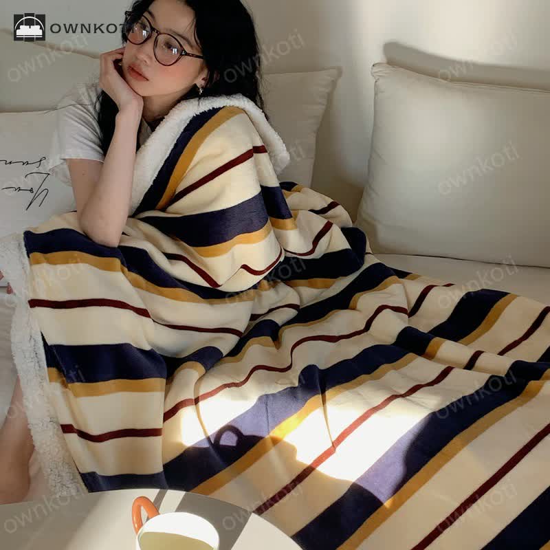 Skorter | Sherpa Striped Soft Throw Blanket