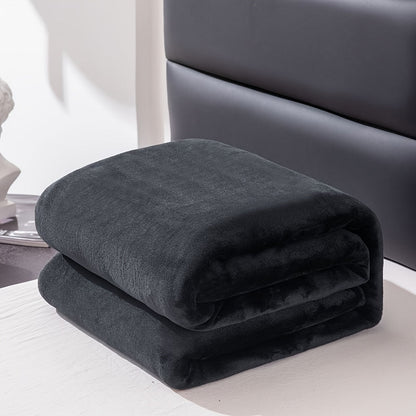 Skorter | Soft and warm gray flannel blanket for all seasons