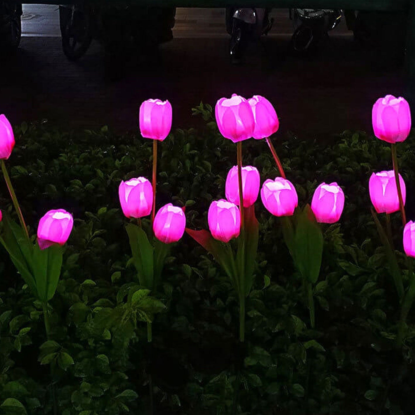 Skorter | Solar Tulip Lawn Light Outdoor Garden LED Tulip Flower Light Ground Stake Landscape Light