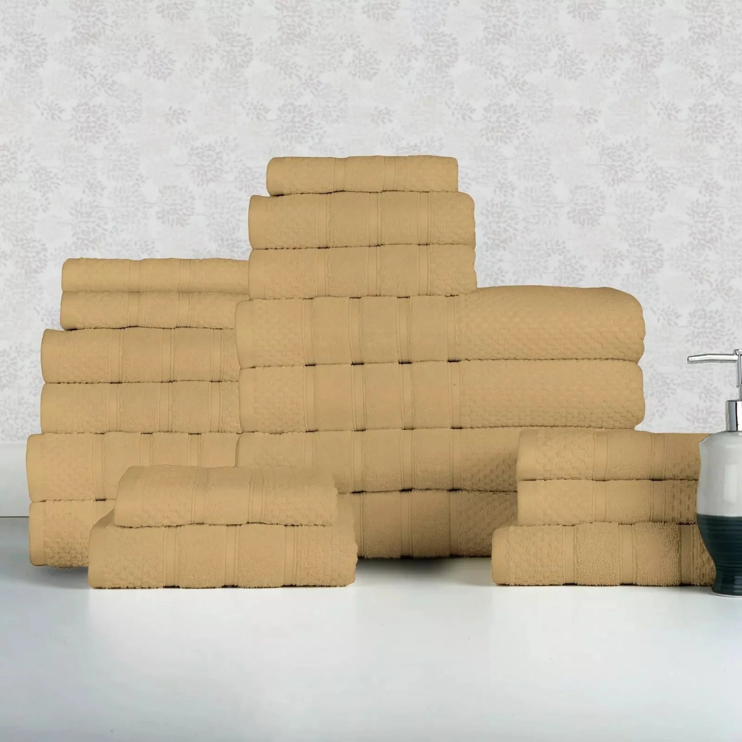 Skorter | 18-piece set: Bibb Home `Egyptian cotton towel set