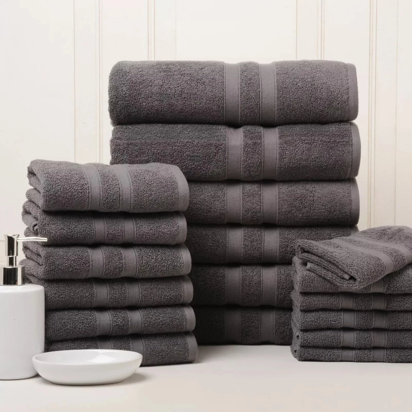 Skorter | 18-piece set: Bibb Home `Egyptian cotton towel set