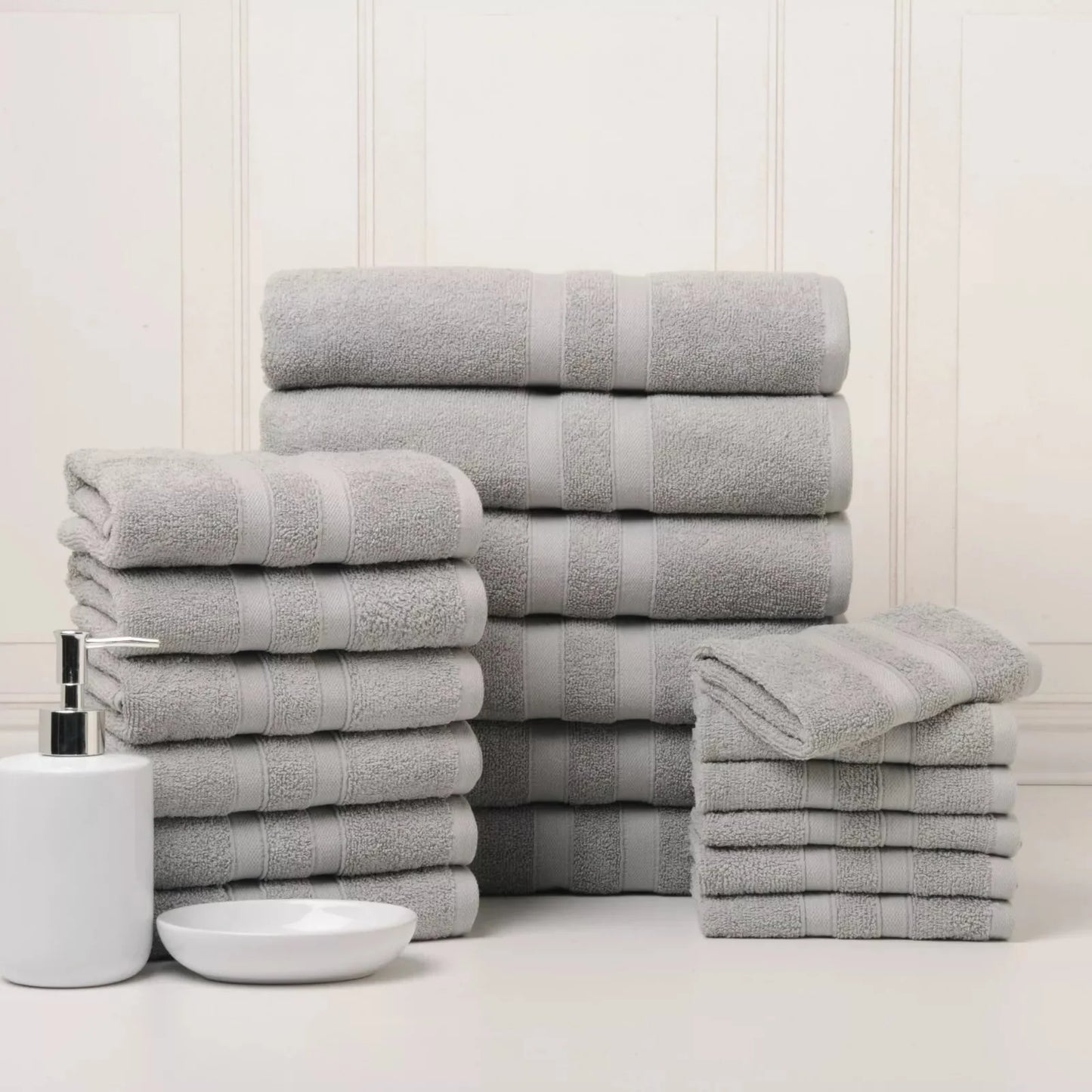 Skorter | 18-piece set: Bibb Home `Egyptian cotton towel set
