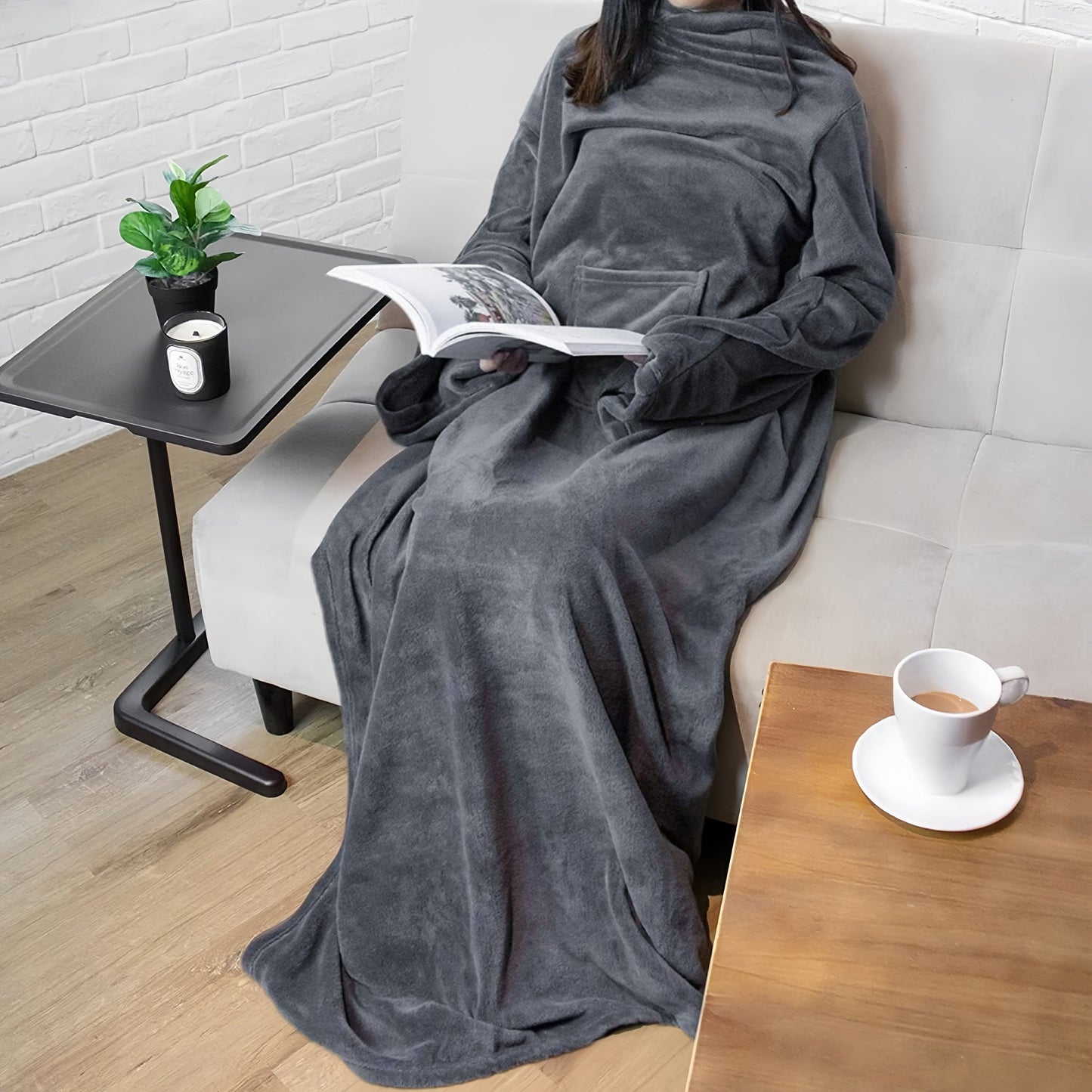 Skorter | Stay warm and cozy with this portable fleece blanket!