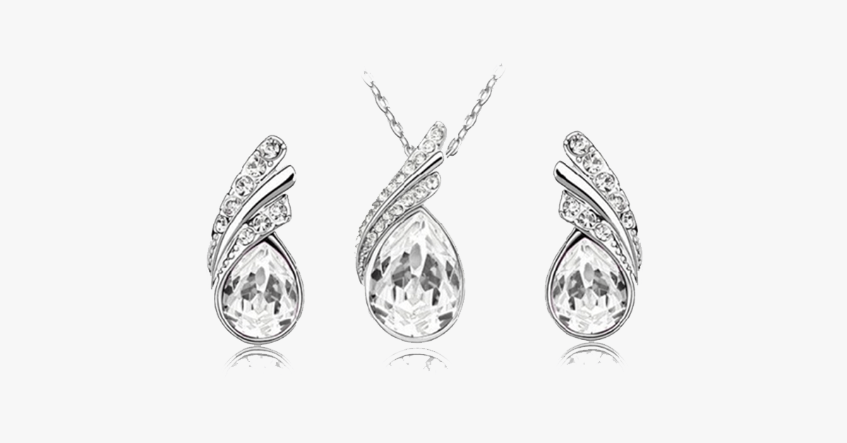 Skorter | Angle Tear Drop Austrian Crystal Pendant & Earring Set – A Unique and Stylish Addition to Your Collection