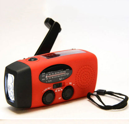 Skorter | Solar hand crank USB charger radio flashlight