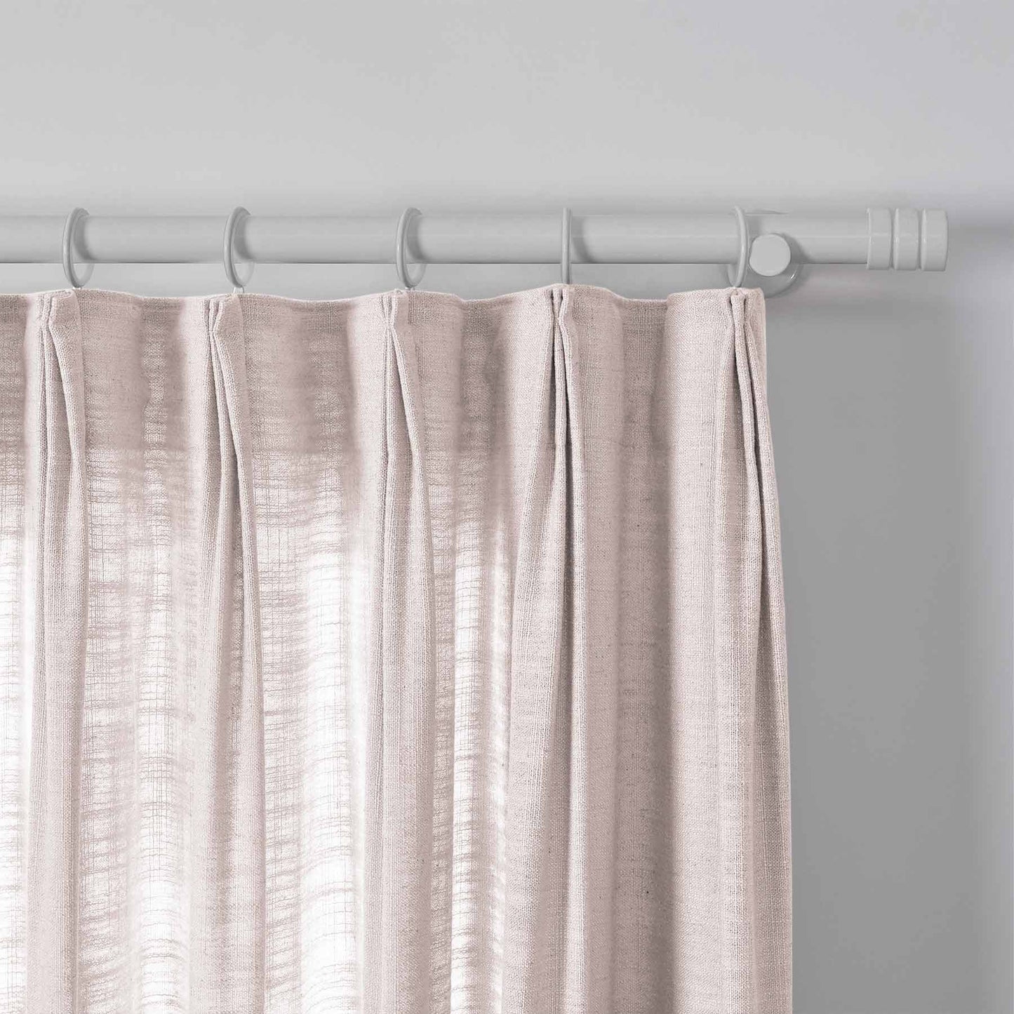 Skorter | Curtain - Add Natural Elegance and Comfort to Your Interior