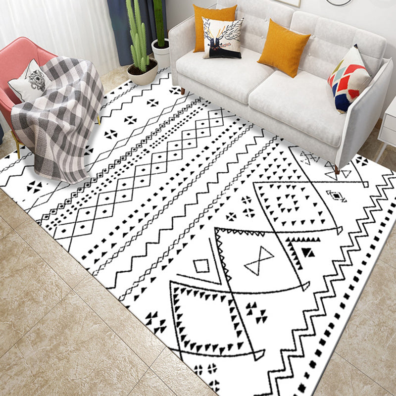 Skorter | Black and White Geometric Trellis Rug Native Americana Rug for Bedroom Synthetic Pet Friendly Stain Resistant Rug