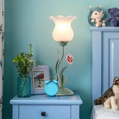 Skorter | Blomelys - Atmospheric Table Lamp with Flower Design