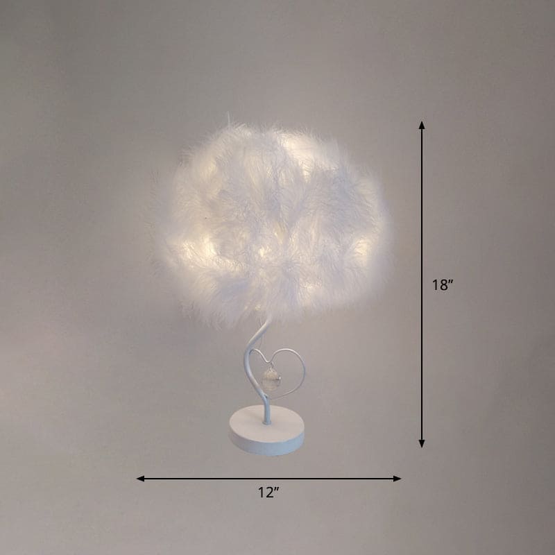 Skorter | EvoGlow - Scandinavian Feather Cloud Table Lamp with Romantic Design