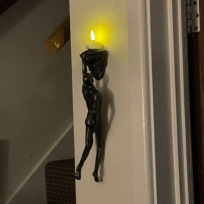 Skorter | Climbing wall hanging statues