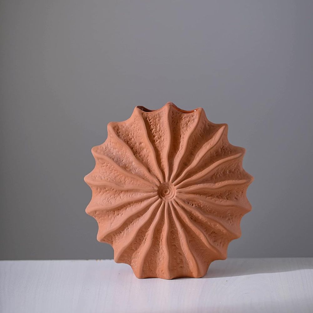 Skorter | Coral Crest Ceramic Vase