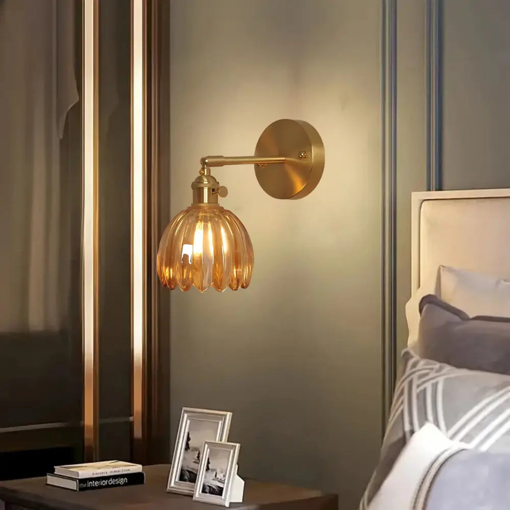 Skorter | GlowForge - Stylish Wall Lamp with a Metallic Finish