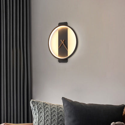 Skorter | Modern, minimalist, clock-shaped LED wall lamp with 1 light