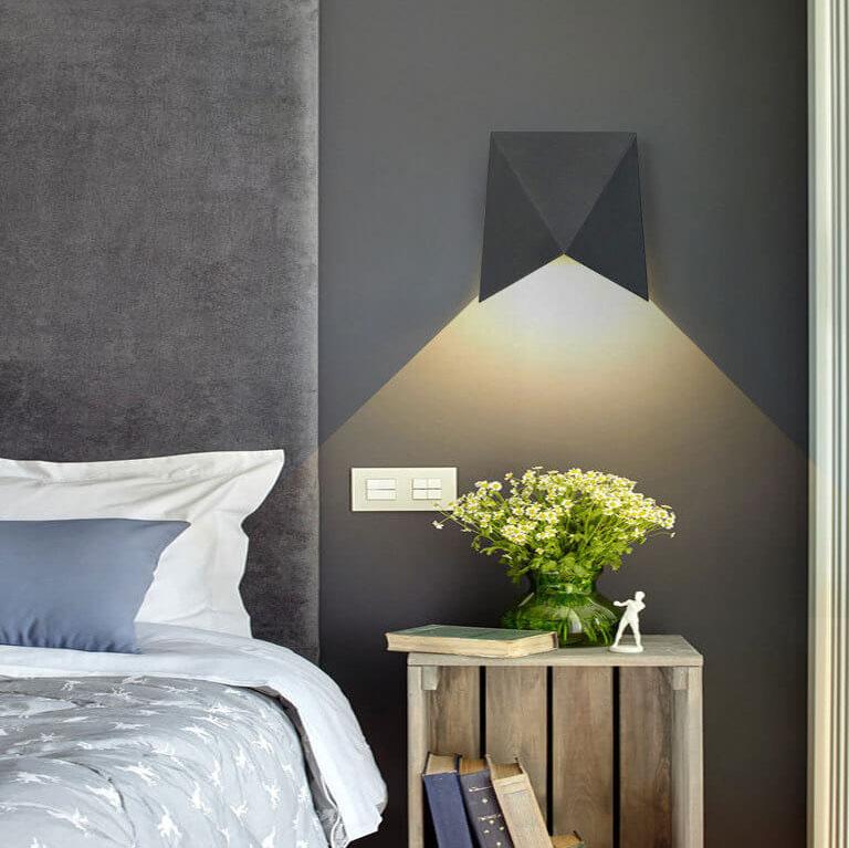 Skorter | Modern minimalist Origami-LED wall lamp with 1 light