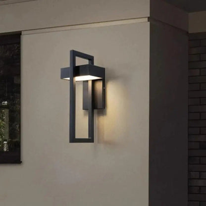 Skorter | AuraBright – Modern Outdoor Wall Light with Energy-Efficient LED