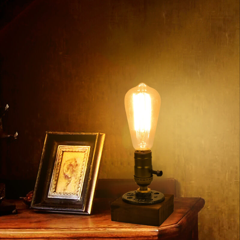 Skorter | Vintage Industrial Iron Light Bulb 1-Light Table Lamp