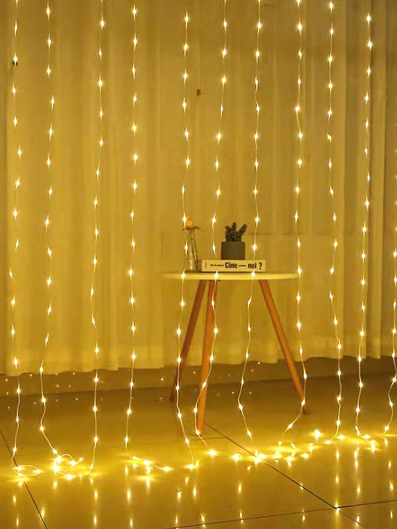 Skorter | 120 LED 2 x 2M Curtain String Lights - New Lighting