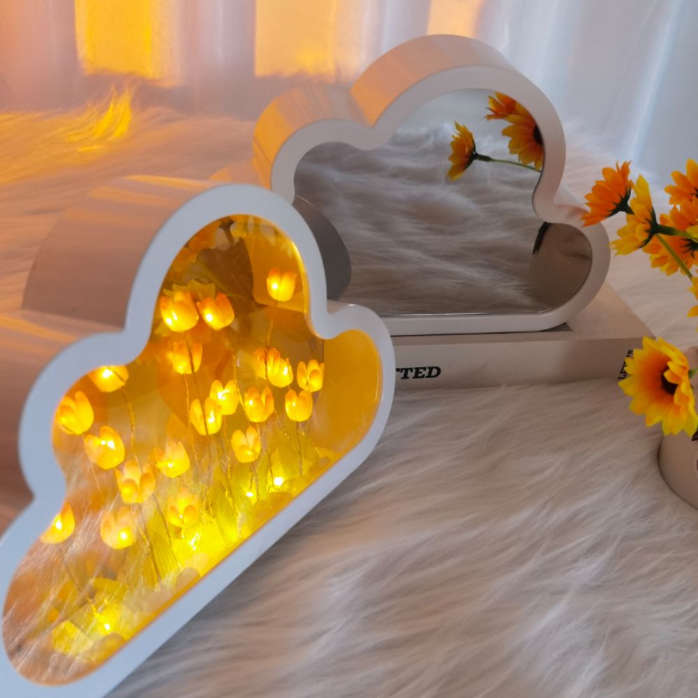 Skorter | Cloud Tulip Mirror Night Light