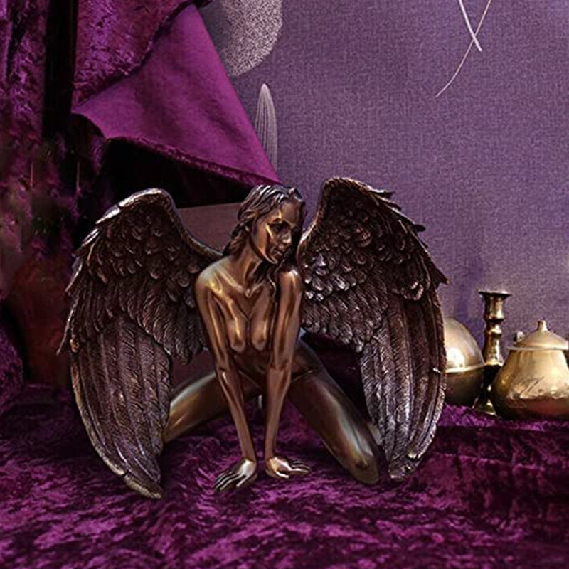 skorter | Art Angel Female Woman Wings Kneeling Cloak Hat