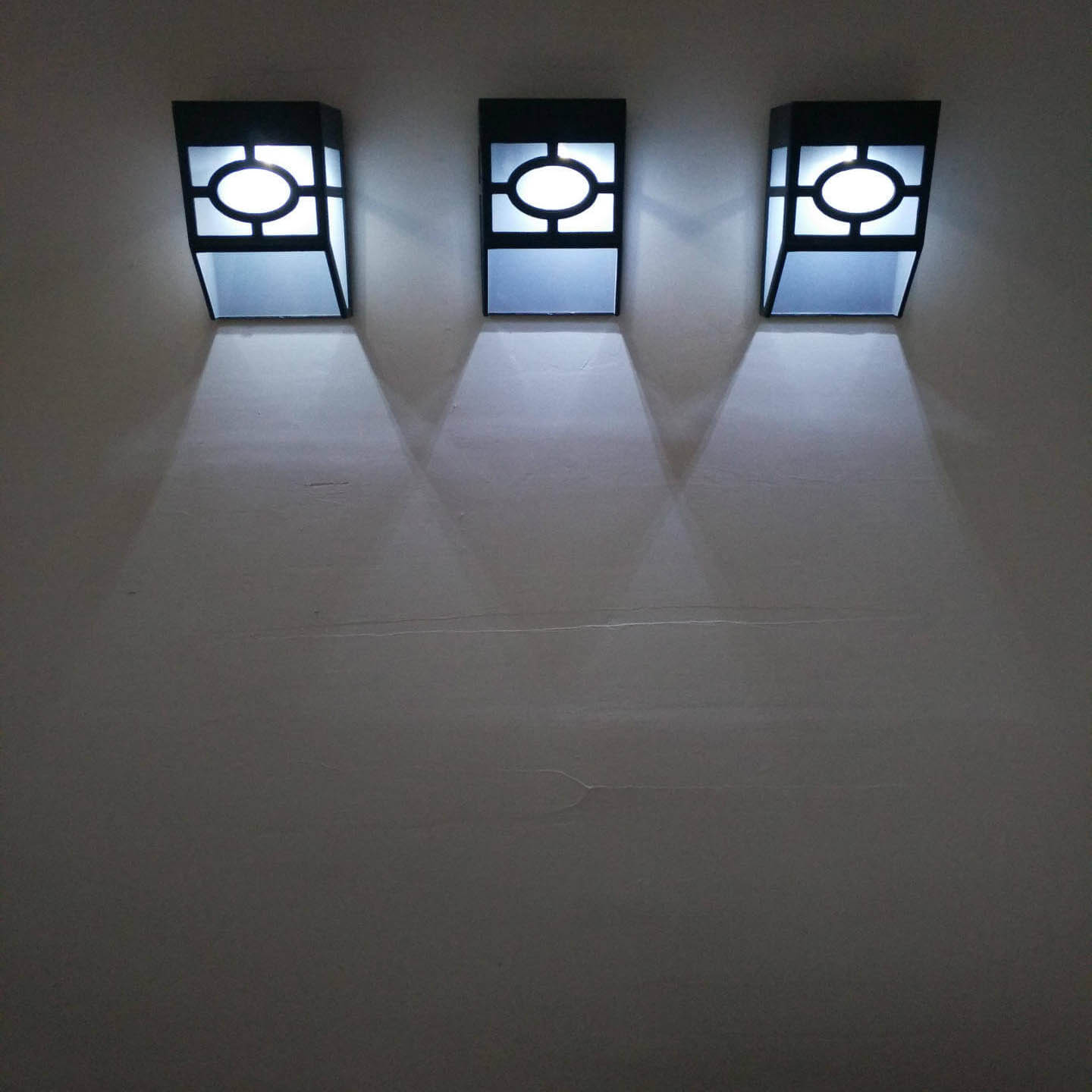 Skorter | Retro Solar Square Waterproof Outdoor LED Garden Fence Wall Lamp