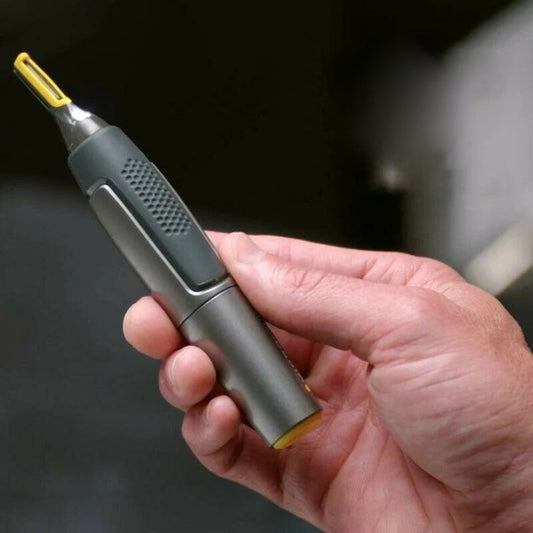 Skorter | PrecisionEdge ansiktstrimmer med LED-ljus och ergonomisk design