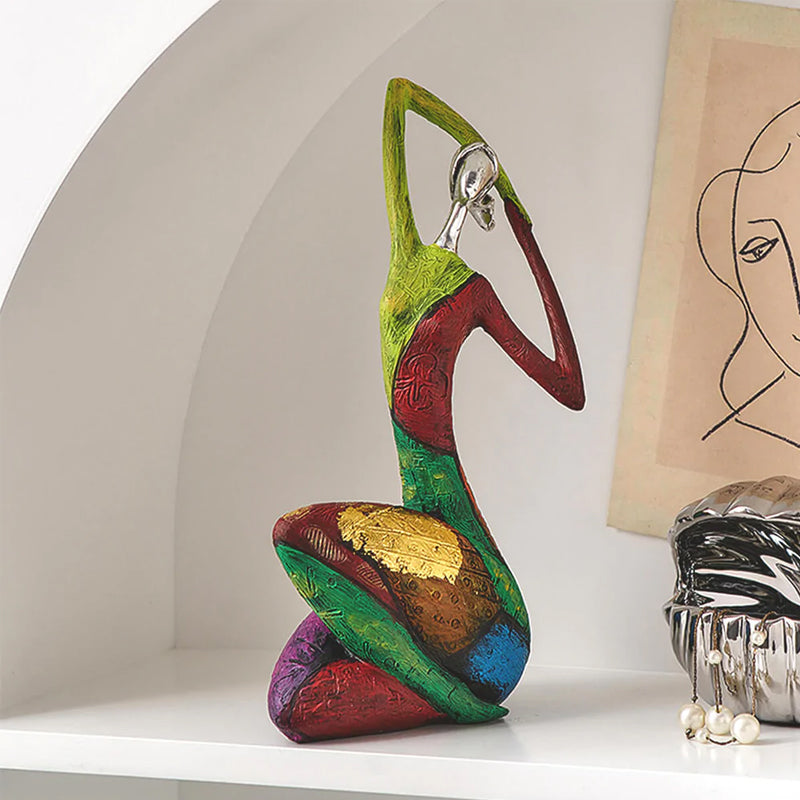skorter | Abstract Colorful Female Statue