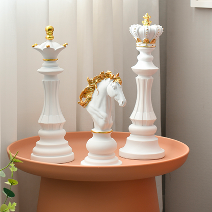 Skorter | Chess piece decor