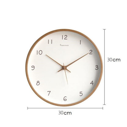 Skorter | Enkel analog väggklocka i massivt trä för hemmet – tidlös och elegant!