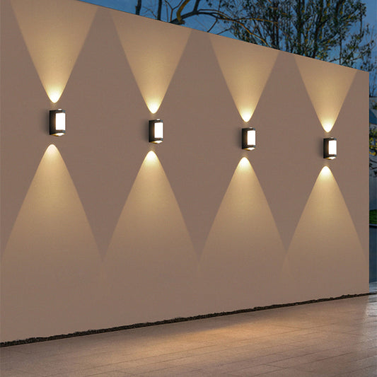 Skorter | Outdoor Wall Lamp – Mains Powered LED Lighting for Garden & Garage