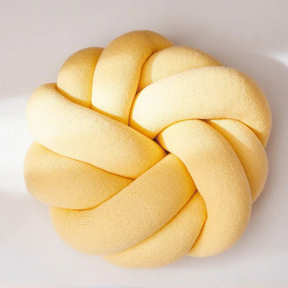 Skorter | Puffy Pretzel Cushion