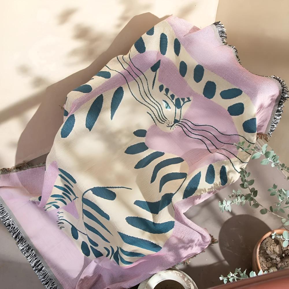 Skorter | Artful She Tiger Throw Blanket