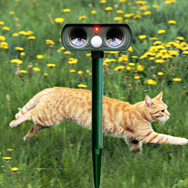 Skorter | Solar Power Ultrasonic Pest Repeller Infrared Sensor Waterproof Animal Repellent