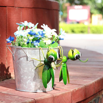 Skorter | 2 Pcs - Metal Grasshopper Garden Decor